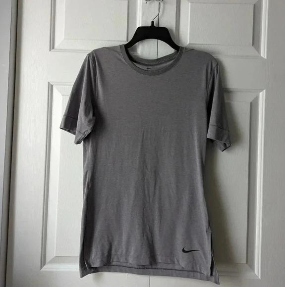 Nike Other - Mens Grey Nike dri-fit athletic short sleeve shirt